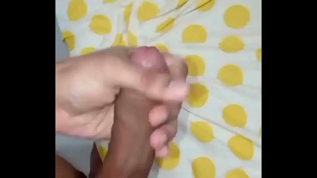 Primeira DP anal de hotwife gostosa com muita sacanagem e gozada farta no final